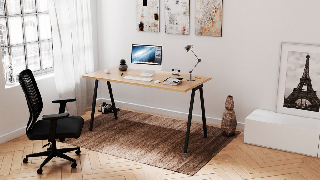 Um ambiente de trabalho limpo, sem distrações, com foco em um computador e um caderno