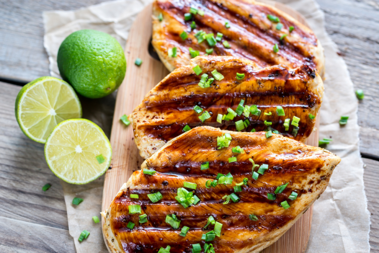 Receita saudavel de Frango Grelhado com Legumes ao Vapor para o Dia a Dia